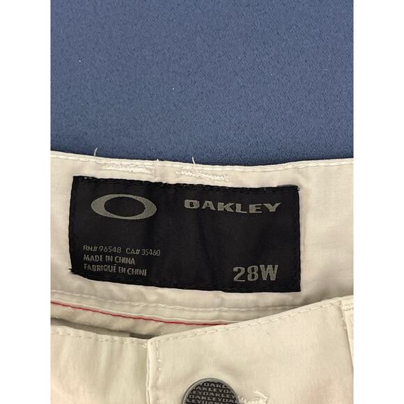 Oakley Men’s Bone Colored Khaki Shorts Size 28W 11" inseam Pre-owned - Picture 3 of 10